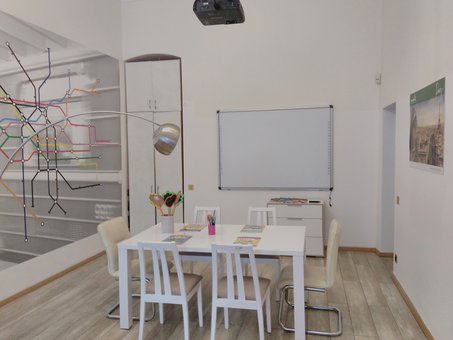 Курсы английского «Asei School» в Киеве. Оплачивайте по скидке.