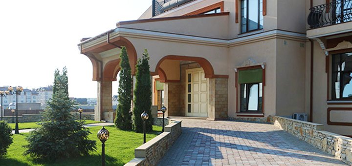 Discounts for holidays in the green villa complex near kiev3