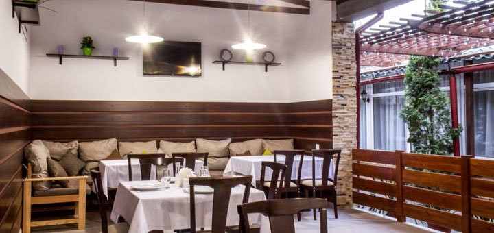 Restaurant of Armenian cuisine «Ani» in Zaporozhye. Book a banquet for a promotion.