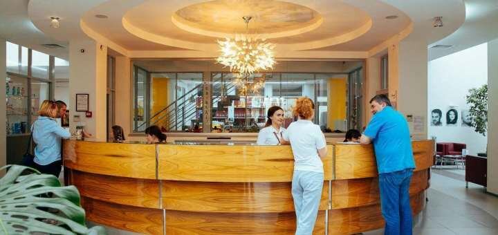 Discounts on cosmetology from the clinic of aesthetic medicine Porcelain-Esthetics