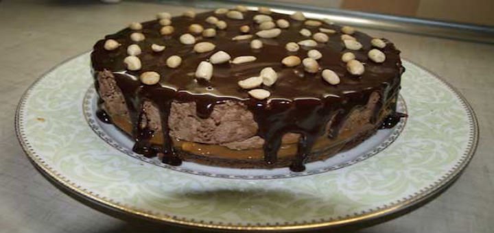 Торты на заказ в интернет-магазине «Boncake». Покупайте свежие эксклюзивные торты по акции.
