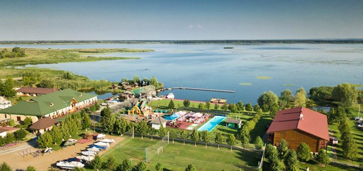 Відпочивайте на базі відпочинку «Берег» за акціі24