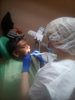 Periodontitis treatment in dentistry &quot;pearls&quot; in kharkov. order at a discount.