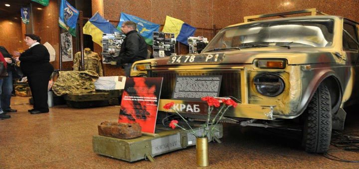Экспозиция выставки «Украинский восток» в Музее истории Украины во Второй мировой войне. Бронируйте билеты по скидке.
