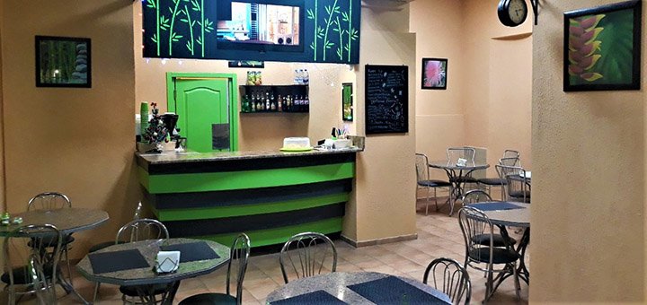 Discount on all cuisine and bar menus at termite cafe