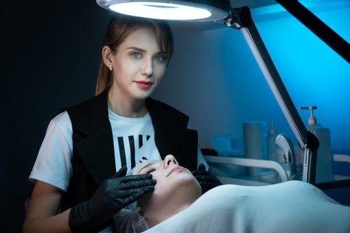 Косметологическая студия «Skin philosophy by Irina Kienko» в Киеве. Приходите на биоревитализацию кожи по акции.