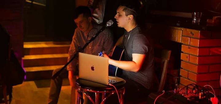 "ред лемп" акции в баре