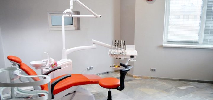 Стоматологія «Swiss Dent» у Києві. Записуйтесь на відбілювання зубів за знижкою.