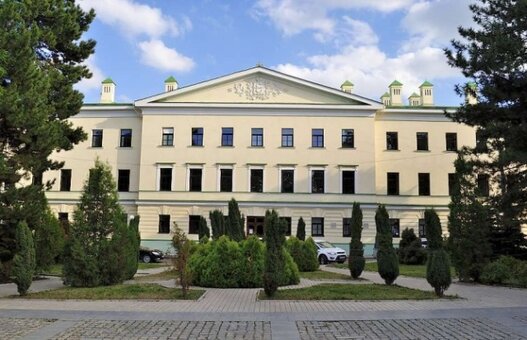 Современная техника в платной клинике им. Мечникова в Днепре. Записывайтесь со скидкой