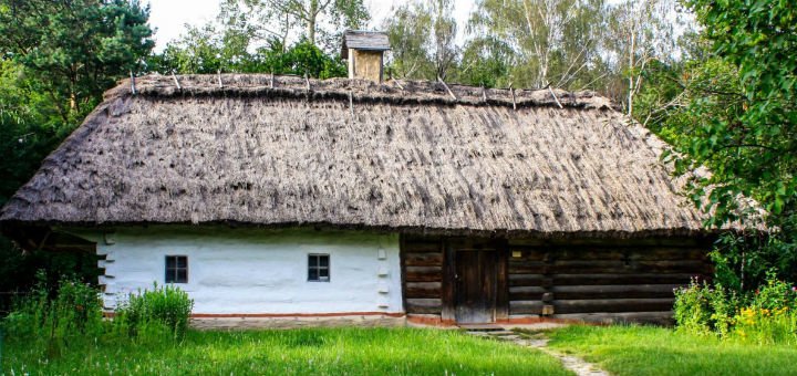 Музей народної архітектури та побуту України «Пирогово» у Києві. Купуйте квитки на екскурсії зі знижкою.