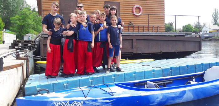 Discounts and promotions for kayak rentals. Sign up for promotions7