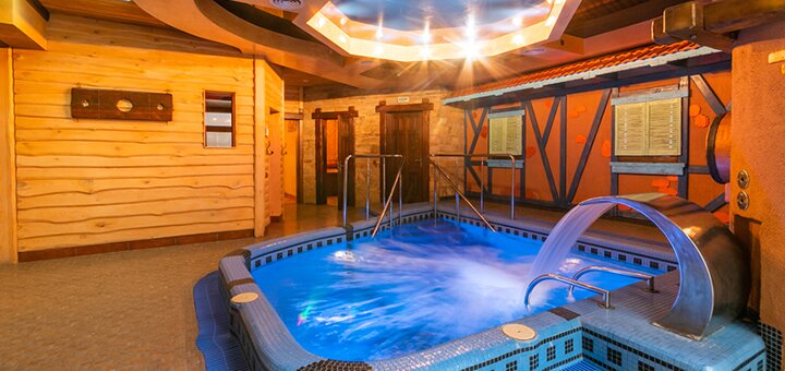 Посещения сауны с водопадом для компании в банном комплексе «Banya Club» в Киеве со скидкой 2