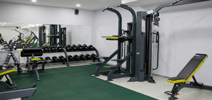 Gym in the “fitness house” sports club in vinnitsa. buy subscriptions to the gym for the promotion.