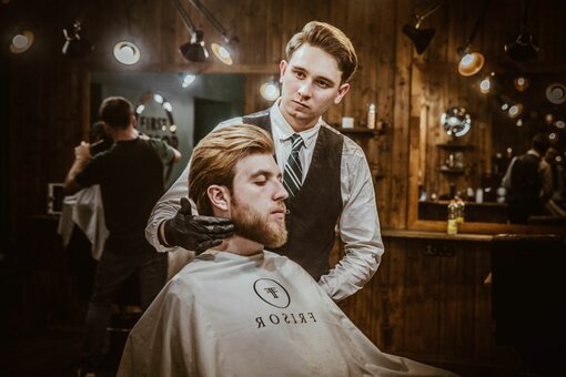 Камуфляж сивини в барбершопе Frisor BarberShop Kherson II Херсон. Записуйтеся на камуфляж сивини по акції