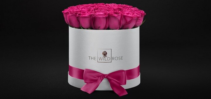 51 троянда в коробці «The Wild Rose». Замовити зі знижкою.
