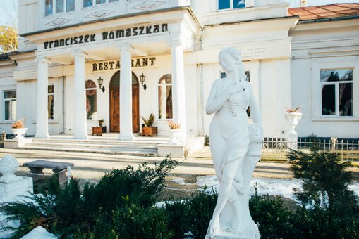 Discount from the franciszek romaszkan restaurant in ivano-frankivsk 3