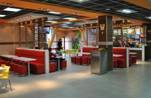 Discount from chicken hut in lutsk
