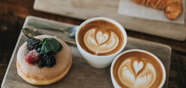 Natural coffee in the &quot;t-coffee&quot; store. buy at a discount.