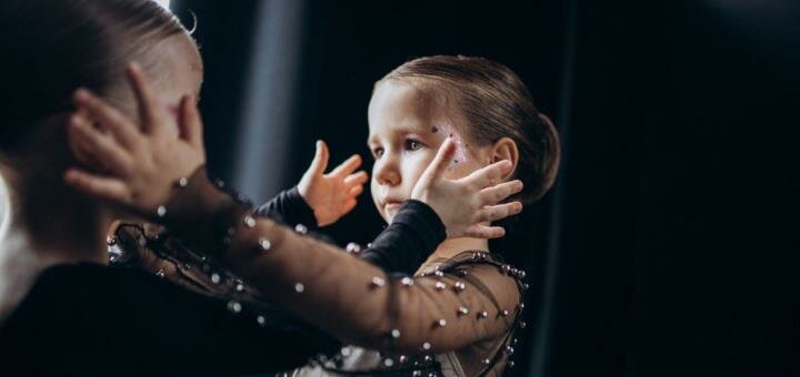 Бальные танцы для детей в «Lysokon Dance Studio» в Киеве. Записаться в школу танцев по скидке.