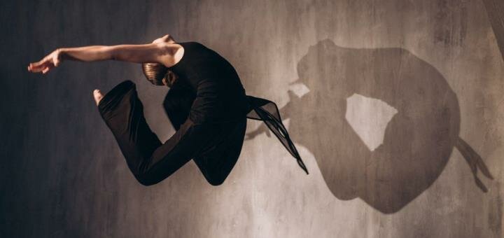 Гимнастика в «Lysokon Dance Studio» в Киеве. Записаться в школу танцев по скидке.