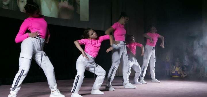 Хип хоп для детей и взрослых в «Lysokon Dance Studio» в Киеве. Записаться в школу танцев по скидке.