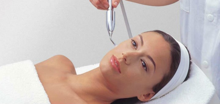 Oxygen facial mesotherapy in the Spring salon in Nikolaev. Sign up for hardware cosmetology at a discount.