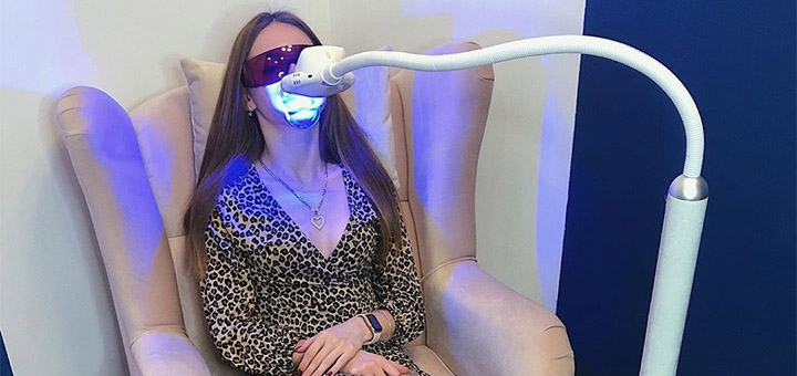 Teeth whitening in the studio of a snow-white smile Whitestudio in Zaporozhye. With discount.
