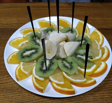 Leo Cafe in Kryvyi Rih. Inexpensive.