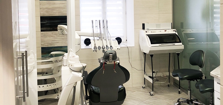 Стоматологическая клиника V. R. Dental. Записывайтесь на прием по акции 3