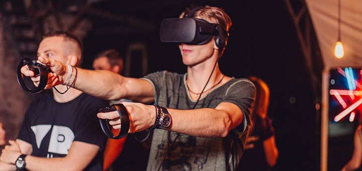 Игры виртуальной реальности от компании VR HUB в Киеве. Покупайте билеты по акции.