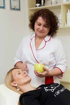 Maya Filatova's studio in Kiev. Facial care, promotions.