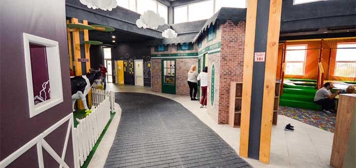 Children's entertainment center Drive City in Lviv. With discount.