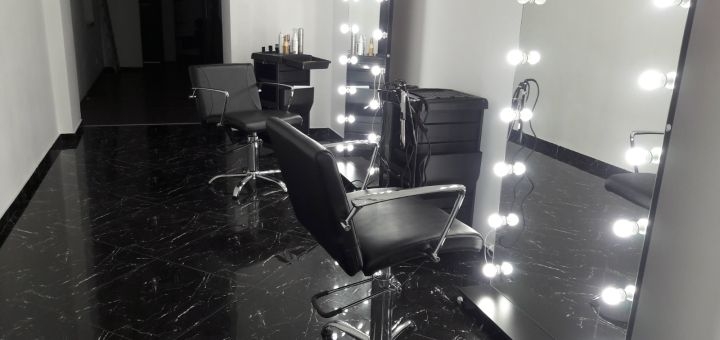 Hairdresser Angelat Binetalieva in Odessa, actions
