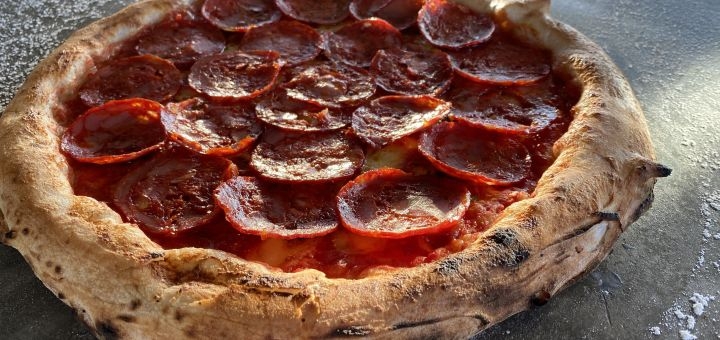 Tutta Pizza кафе во Львове, скидки на меню