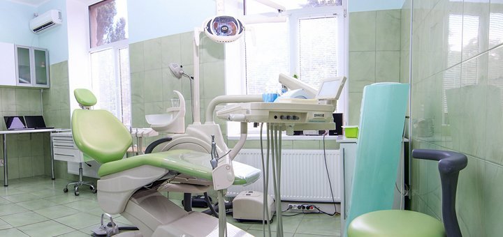 Promotion for the services of a plastic surgeon and dentist in the clinic of aesthetic medicine «Ex Tempore»