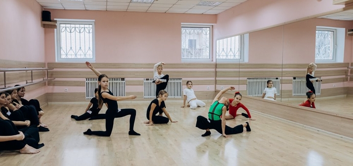 Заняття танцями для дітей