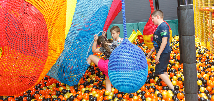 Children's entertainment park Fly Kids on Zdolbunovskaya. Visit for promotion 27