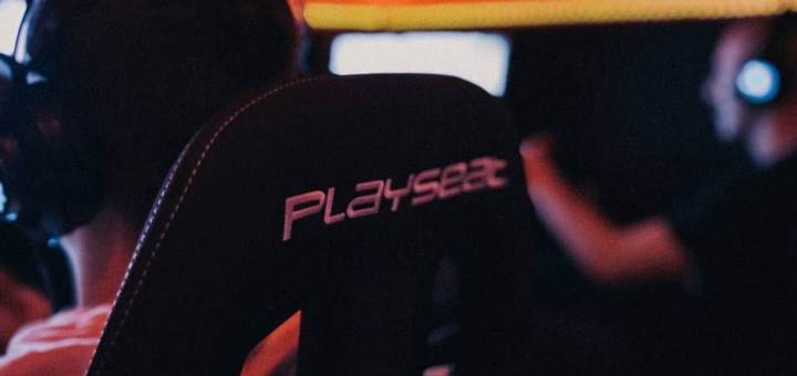 Игровой клуб с автосимуляторами GamePlace. Посещайте по акции 2