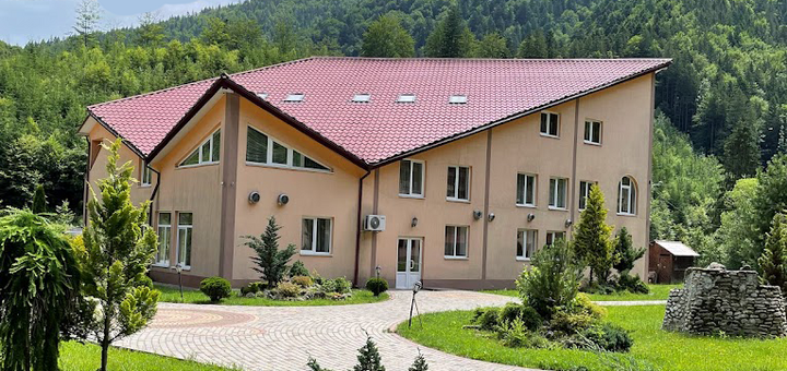Отель Кришталевий водограй. Отдыхайте по акции 18