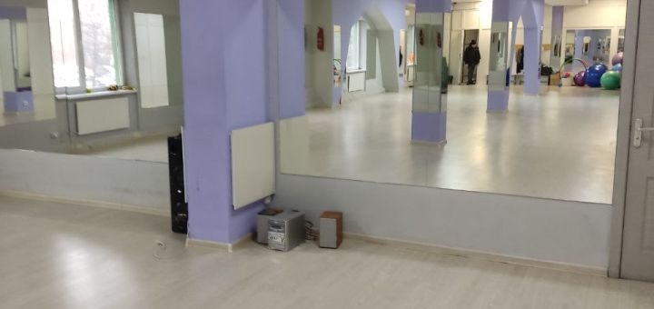 Школа танцев Tropicana, акции