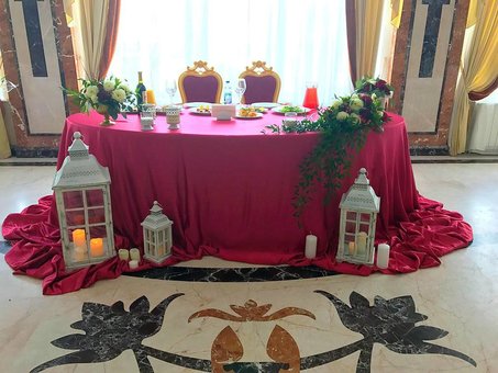 Wedding decoration of tables from the studio &quot;kiriya&quot; for the promotion.