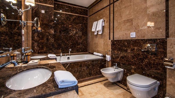 Hotel room "Khreshchatyk". Book a room at a discount