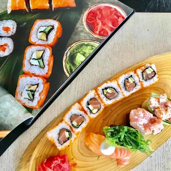 Japanese cuisine restaurant &quot;yakitoria&quot;. discounts on all menus
