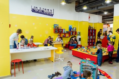 Children's Birthdays at the Le Joy Toy Library in the Dnieper. Order by stock.