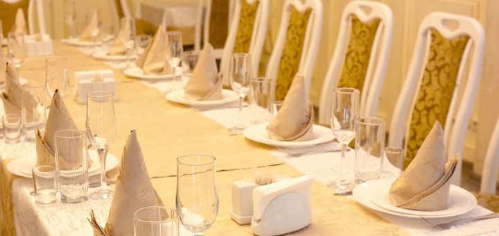 Discounts on all cuisine menus in the legendary restaurant "szeged" 5
