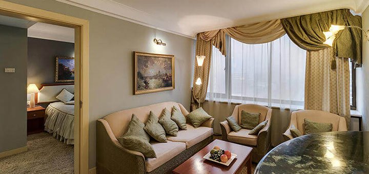Discounts for holidays at premier hotel lybid10