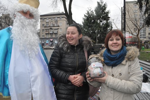 Майстер-класи від дитячого клубу «Busy Bee Club» у Києві. Записатися по акції