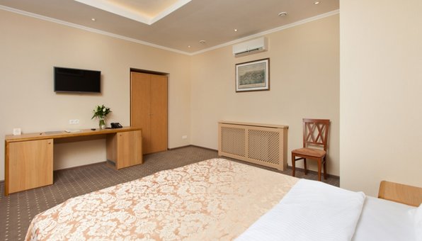 Discounts for holidays in the hotel "Alexandrovskiy" 34